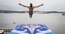 Stire din Sport : Nataţie / Românul Cătălin Preda se menține lider în circuitul RedBull CliffDiving