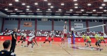 Stire din Sport : Volei, Cupa României / Favoritele s-au impus la pas în meciurile din prima manşă a turului întâi