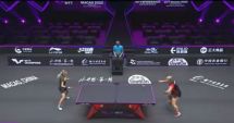 Stire din Sport : Tenis de masă / Bernadette Szocs o înfruntă pe chinezoaica Meng, în optimile WTT Champions Macao 2022