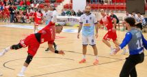 Stire din Sport : CSM Constanţa s-a luptat de la egal la egal cu Dinamo! Campioana s-a impus pe final