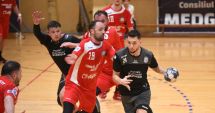 Stire din Sport : Divizia A la handbal masculin / CS Medgidia se menţine în zona promovării