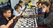 Stire din Sport : Toţi copiii participanţi la proiectul „Şah în şcoală” de la Constanţa, declaraţi câştigători