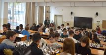 Stire din Sport : Sportul minţii / Colegiul „Mircea”, pe primul loc la Concursul județean „Magia șahului la elevi”