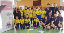 Stire din Sport : Sportul naţional / Primul campionat judeţean de oină organizat în Cetatea de Scaun a Sucevei