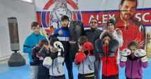 Stire din Sport : Box / Antrenamente, mese calde şi echipament adecvat pentru micii pugilişti cu dizabilităţi