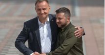 Stire din Actualitate : Preşedintele ucrainean Volodimir Zelenski a ajuns în Polonia. „Vor avea loc discuţii lungi şi extinse!”