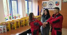 Stire din Economie : Un strop de fericire pentru copii necăjiţi, din partea navaliştilor cu suflet mare