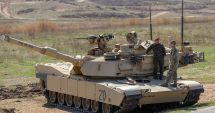 Stire din Actualitate : Polonia îşi propune să înfiinţeze un centru de service pentru tancurile Abrams din Europa