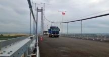 Ministerul Transporturilor: Au început testele de rezistenţă la podul suspendat de la Brăila