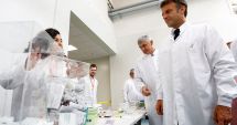 Stire din Actualitate : Preşedintele Macron prezintă un plan de mutare a producţiei de medicamente în Franţa