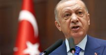 Stire din Actualitate : Erdogan critică Suedia pentru autorizarea unei manifestaţii în timpul căreia a fost ars un Coran