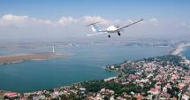 Stire din Economie : Dincolo de nori! Zboruri oferite turiştilor, aerotaxi şi "Pilot pentru o oră", la Aeroportul Tuzla