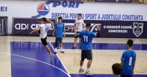 Stire din Sport : Festivalul golurilor pe semicerc! Victorii pe linie pentru handbaliştii-juniori constănţeni