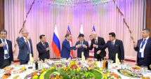 Stire din Actualitate : O delegaţie rusă condusă de ministrul resurselor, în vizită la Phenian