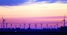 Stire din Economie : Consiliul Concurenţei a finalizat studiul privind autorizarea noilor capacităţi de producere a energiei din surse regenerabile