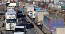 Stire din Economie : Protestul transportatorilor. ASF - set de măsuri gândite ca să aibă ca rezultat final reducerea RCA