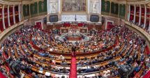 Stire din Actualitate : Adunarea Naţională franceză, vot favorabil acordului de securitate dintre Paris şi Kiev
