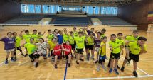 Stire din Sport : Spectacol de mini-handbal! Cupa Medgidiei, la Sala Sporturilor „Iftimie Ilisei”