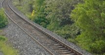 Stire din Economie : CFR: Circulaţia feroviară, temporar oprită între staţiile CF Neptun şi Costineşti