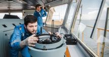 Stire din Economie : Tineri navigatori în impas! Cum recunoaştem, cum ocolim şi cum tratăm depresia la bord