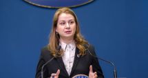 Stire din Cultură-Educație : Ligia Deca: „Vom lansa a treia ediţie a apelului de burse pentru stagii de masterat, doctorat şi de cercetare în străinătate”