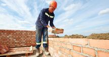 Stire din Economie : Producţie industrială, construcţii, importuri auto. INFO economic