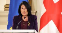 Stire din Actualitate : Criză politică în Georgia. Preşedinta Zurabişvili refuză să părăsească postul şi cheamă la noi proteste