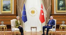 Stire din Actualitate : Ursula von der Leyen anunţă un ajutor de un miliard de euro pentru refugiaţii din Turcia