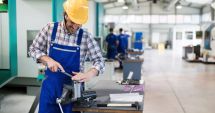 Stire din Economie : Bursă, producţie industrială, buget de stat. INFO economic