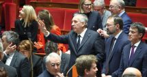 Stire din Actualitate : Guvernul francez îşi asumă din nou riscul unei moţiuni de cenzură în privinţa bugetului