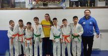 Stire din Sport : Judoka de la CS Marina şi-au încărcat „bateriile” la Vălenii de Munte pentru Campionatele Naţionale