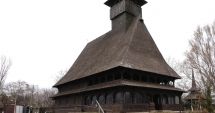 Stire din Social : Bisericuța de lemn ”Sfântul Mina”, iluminată modern pe exterior