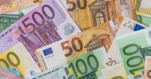 Stire din Economie : Moneda naţională se prăbuşeşte! Euro înregistrează joi un nou maxim istoric: 5,1222 lei