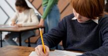 Stire din Cultură-Educație : Evaluarea la clasa a IV-a continuă miercuri cu proba la Matematică şi ştiinţe ale naturii
