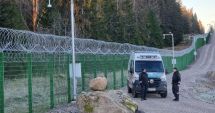 Stire din Actualitate : Finlanda a finalizat construcţia primilor 35 km de gard la graniţa cu Rusia