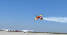 Stire din Economie : Spectacol pe cer! Artificii în lumina apusului, la Black Sea Air Show 2025