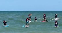 Stire din Social : Valuri, adrenalină și echilibru. Standup paddle-ul cucerește litoralul românesc