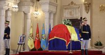 Stire din Politică-Administrație : Funeralii Ion Iliescu / Parlamentari, reprezentanţi ai instituţiilor şi ai corpului diplomatic - omagiu adus fostului preşedinte