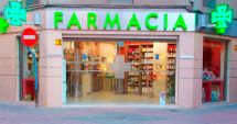 Stire din Actualitate : Un român a luat ostatici într-o farmacie din Italia. S-a deghizat apoi în farmacist ca să scape de poliţişti