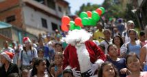 Stire din Actualitate : Venezuela: Preşedintele Nicolas Maduro devansează Crăciunul pentru data de 1 octombrie