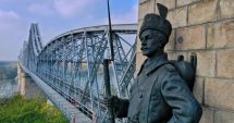 Stire din Economie : „Podul Cernavodă - 130 ani de la inaugurare”. Expoziţie foto-documentară în Gara Constanţa