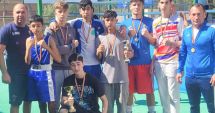 Stire din Sport : Pugiliştii Farului, evoluţii curajoase în ring, la Cupa „Marea Neagră”