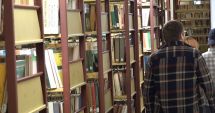 Stire din Cultură-Educație : Magia cărților prinde viață la ceas de seară, la „Noaptea Bibliotecii”