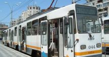 Stire din Eveniment : O femeie a fost electrocutată de un cablu al rețelei de tramvai. A suferit un stop cardiorespirator