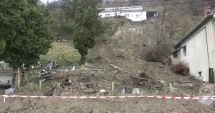 Stire din Eveniment : Alunecare de teren în cimitir. Mai multe morminte au fost afectate de o canalizare improvizată