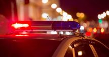 Stire din Actualitate : Copilă cu deficiențe de auz, în stare critică după ce a fost împuşcată de poliţie în locuinţa mamei ei
