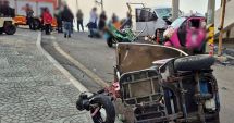 Stire din Actualitate : O dubă scăpată de sub control a lovit mai mulți pietoni pe o insulă turistică. Cel puțin trei oameni au murit