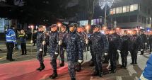 Stire din Eveniment : Spectacol de lumină și onoare pe bulevardul Tomis: retragerea cu torțe a militarilor la Constanța