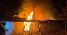 Stire din Eveniment : Incendiu într-o locuință izolată. O femeie a murit, un bărbat a suferit arsuri grave