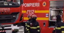 Stire din Eveniment : Incendiu puternic la un depozit. Intervin 16 autospeciale de stingere şi autospeciala de transport roboţi